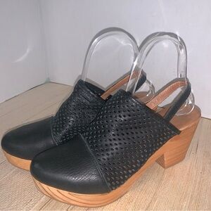 Free People Logan Black, Leather Wood Clog Women’s 39/8.5 Chunky Boho Festival